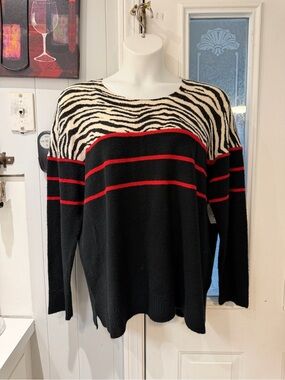 beachlunchlounge Black Sweater with‎ Ivory Zebra Yoke and Red Stripes